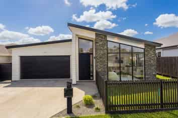 377 Te Taruna Drive, Milldale