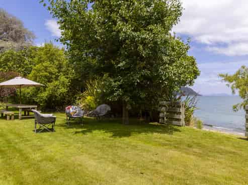 194 and 196 State Highway One, Waitahanui