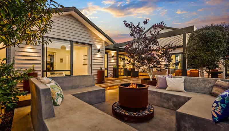  45 Pohutukawa Parade, Riverhead