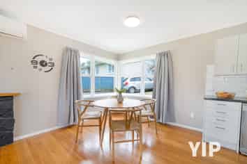 54 Batchelor Street, Newlands