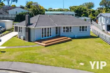 54 Batchelor Street, Newlands