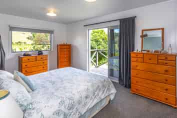 2 Scott Drive, Cooks Beach