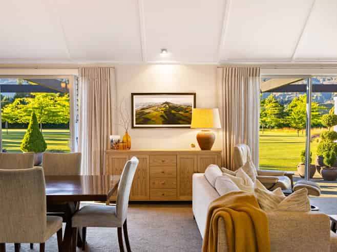 112 Domain Road, Dalefield