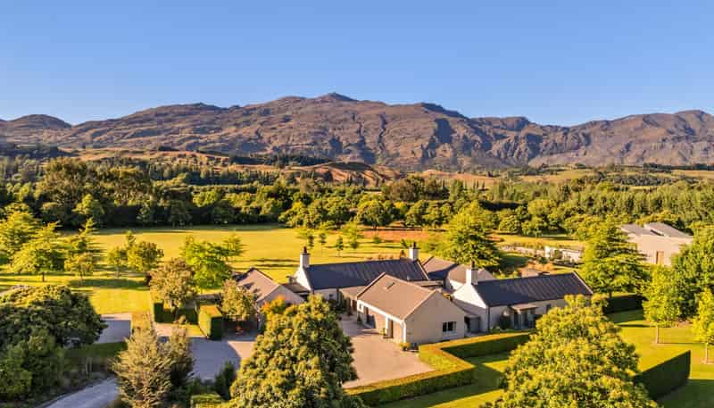 112 Domain Road, Dalefield