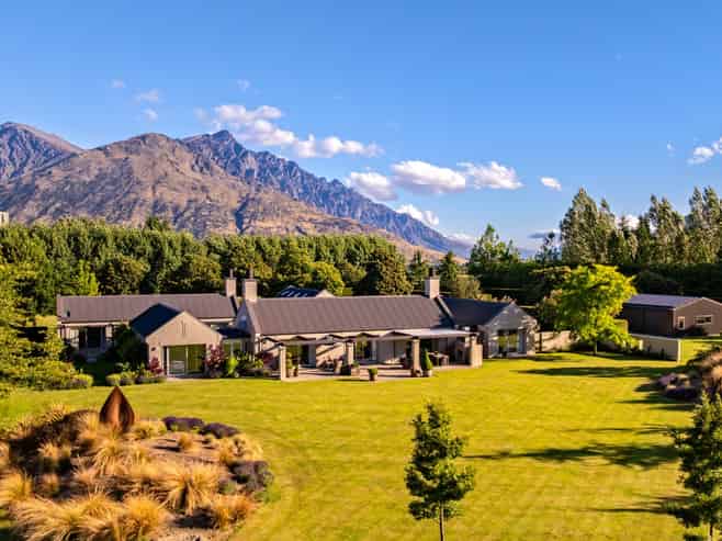 112 Domain Road, Dalefield