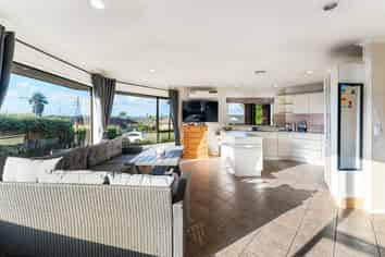 62 Rushgreen Avenue, Pahurehure