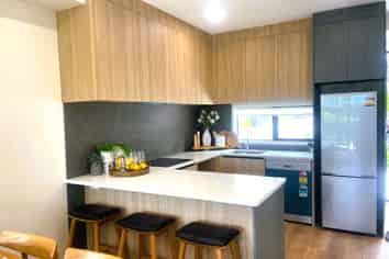 33 Parkwood Avenue, Corstorphine