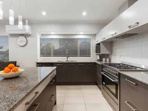 4 Rivoli Place, Karaka