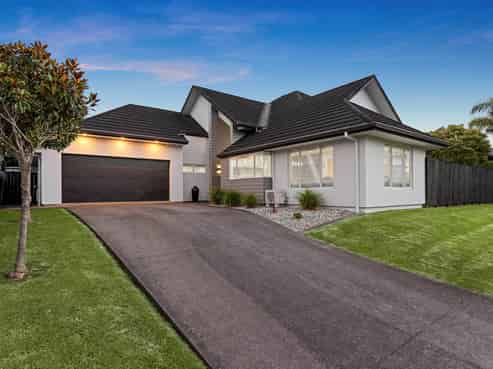 4 Rivoli Place, Karaka