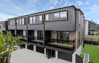 4/53 Court Crescent, Panmure