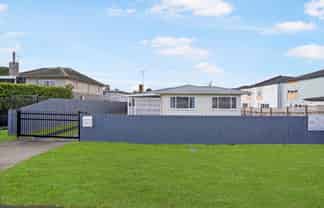 19 Prictor Street, Papakura