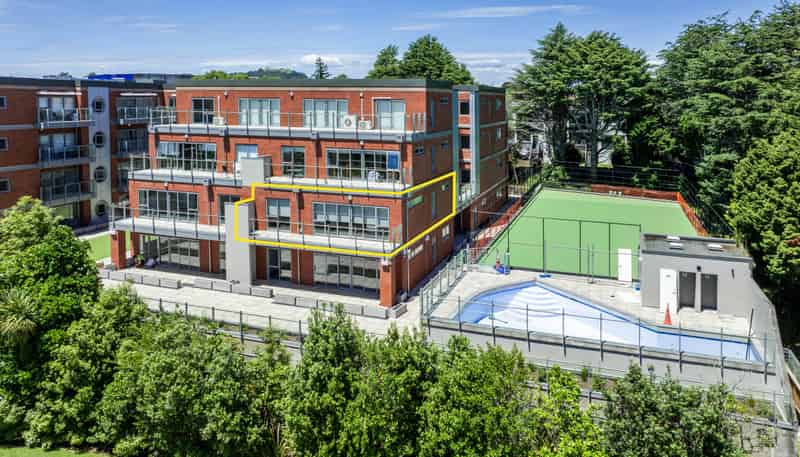 223/4 Wagener Place, Mount Albert