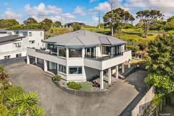 10 Waldorf Crescent, Orewa