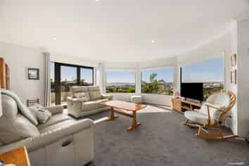 10 Waldorf Crescent, Orewa