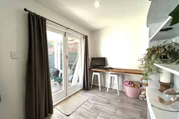 21D Brook Street, The Brook