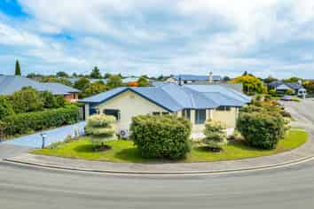 6 Alpine Close, Marchwiel