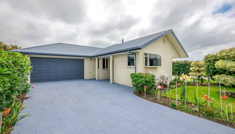 6 Alpine Close, Marchwiel