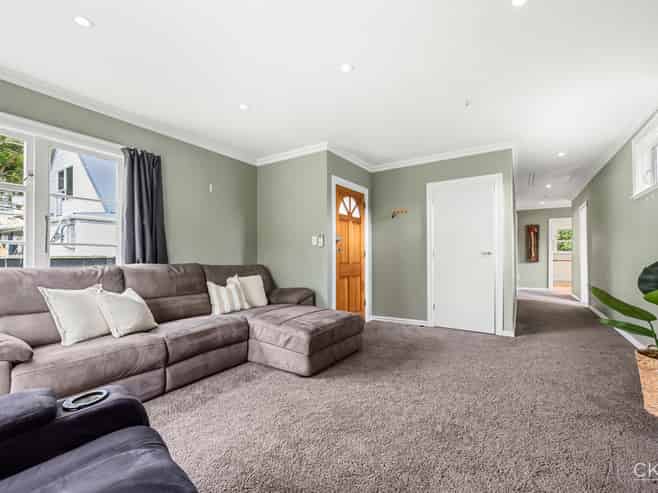 6 Glen Road, Stokes Valley