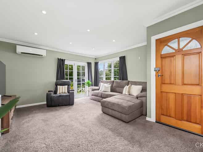 6 Glen Road, Stokes Valley