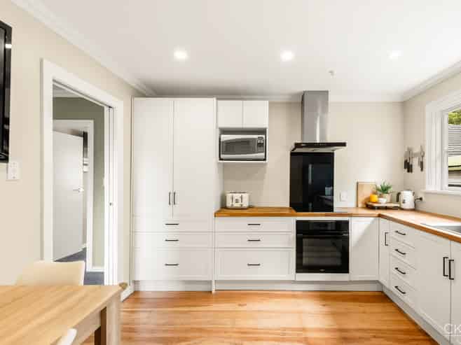 6 Glen Road, Stokes Valley