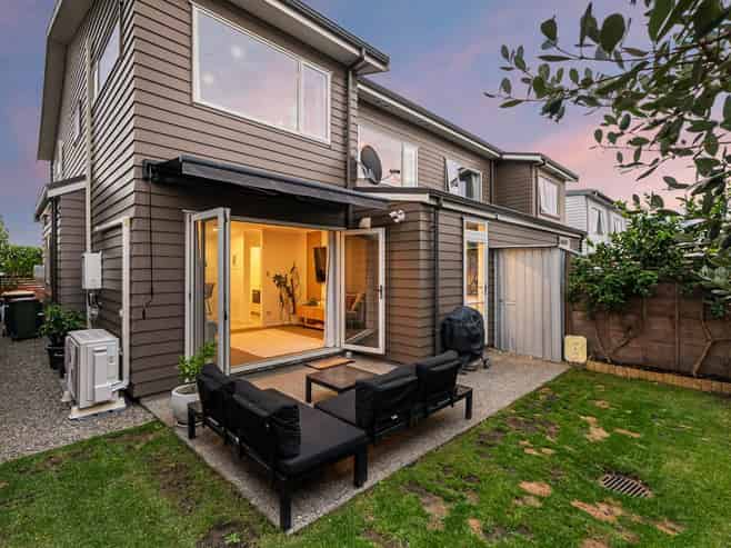 35 Andrew Jack Road, Millwater