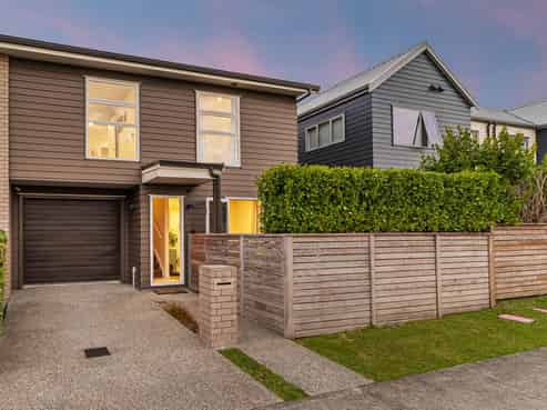 35 Andrew Jack Road, Silverdale