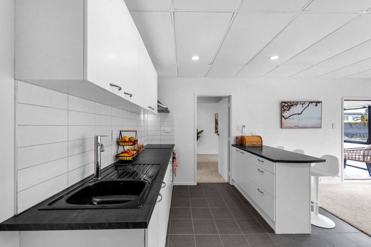No Better First Home Under $590k - Renovated - Ansicht 3