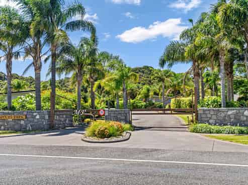 2 Platinum Place, Matapouri