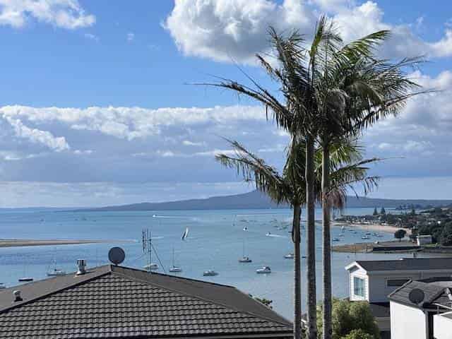 1/15A Takutai Avenue, Bucklands Beach