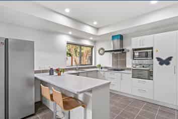 14A Sutton Crescent, Papakura