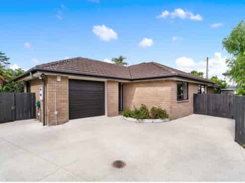 14A Sutton Crescent, Papakura