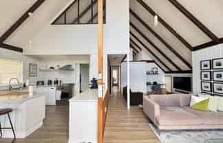 8B Himalaya Crescent, Lynfield