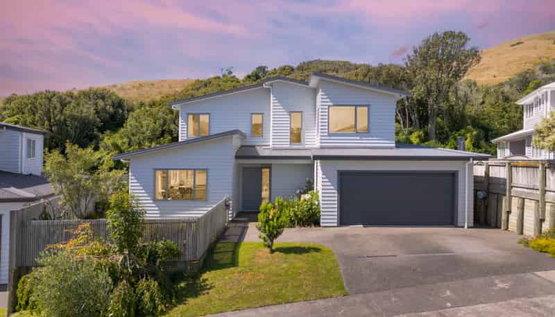 5 Crompton Avenue, Churton Park