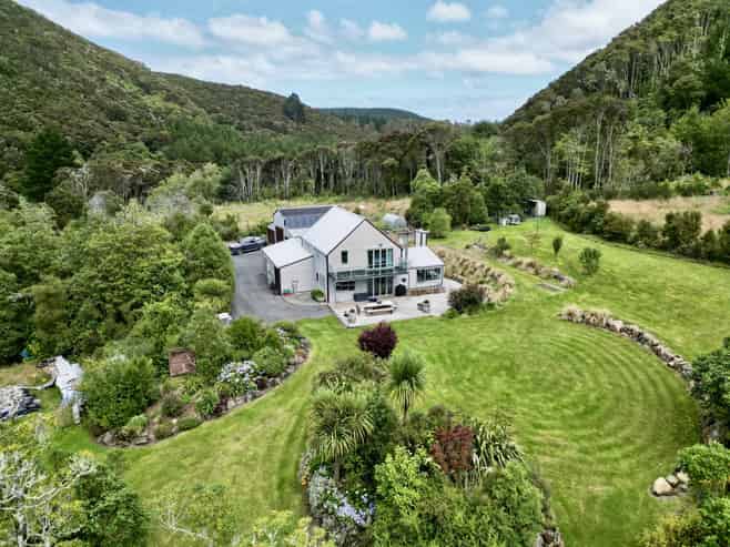 515 Silverstream Valley Road, North Taieri, Mosgiel