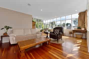 8 Roband Avenue, Glenfield