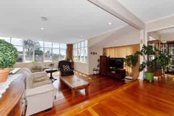 8 Roband Avenue, Glenfield