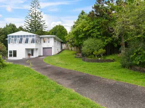 8 Roband Avenue, Glenfield