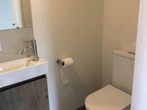 2/478 West Coast Road, Glen Eden