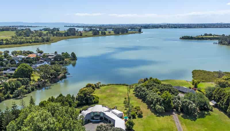 36 Derbyshire Lane, Karaka