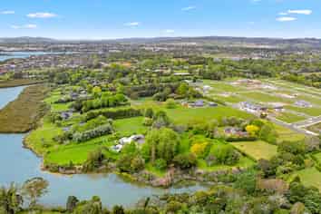 36 Derbyshire Lane, Karaka