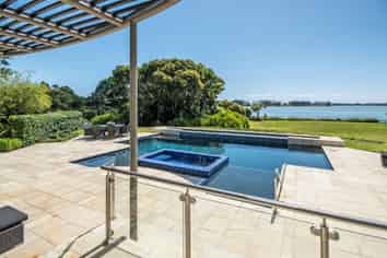 36 Derbyshire Lane, Karaka