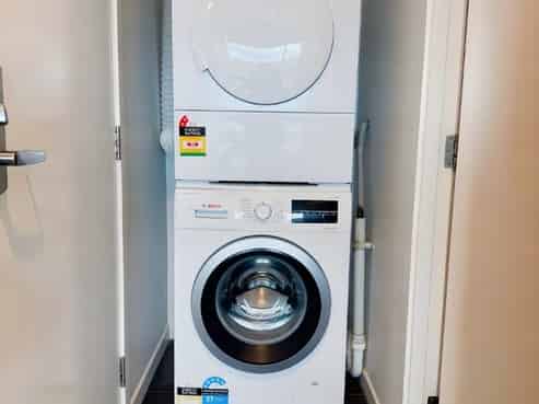 1105b/8  Lakewood C, Manukau