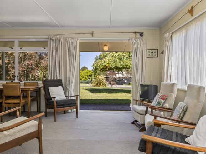 1 and 2/12 Kereru Street, Two Mile Bay