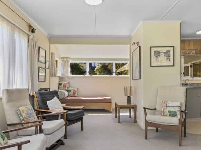 1 and 2/12 Kereru Street, Two Mile Bay