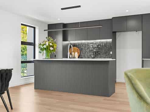 2/11 Carlton Mill Road, Merivale