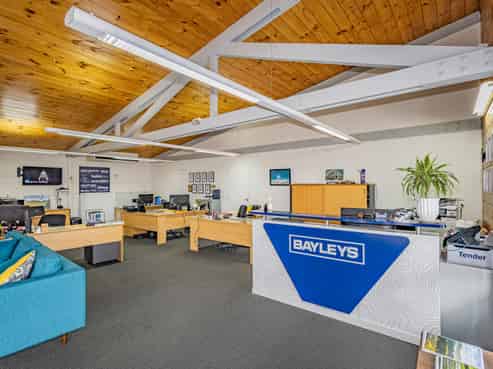 Prime Ohakune CBD holding with multiple tenancies