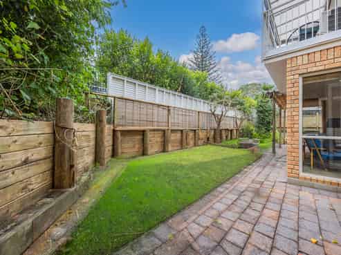 28 Nihill Crescent, Mission Bay