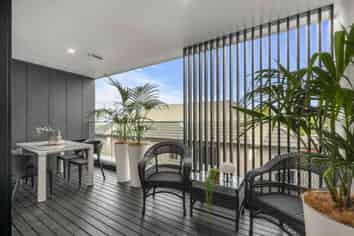 6/45 Anzac Street, Takapuna