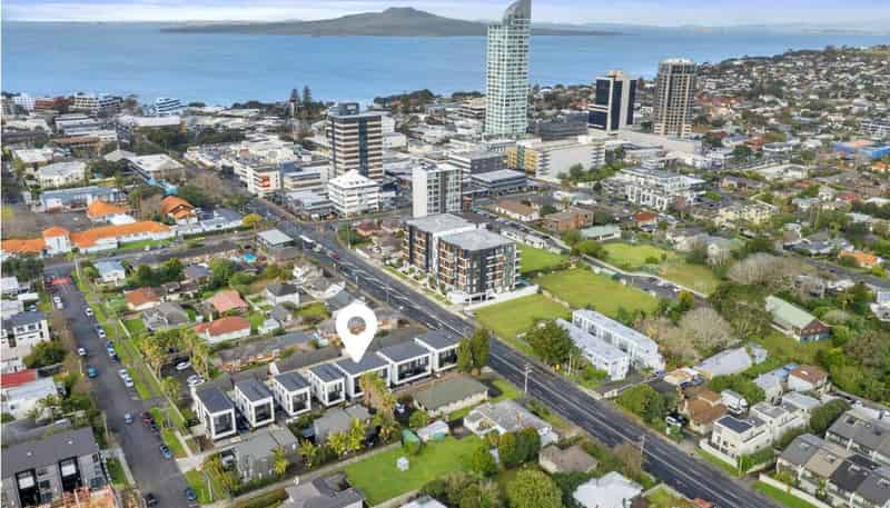 6/45 Anzac Street, Takapuna