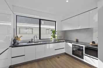 6/45 Anzac Street, Takapuna